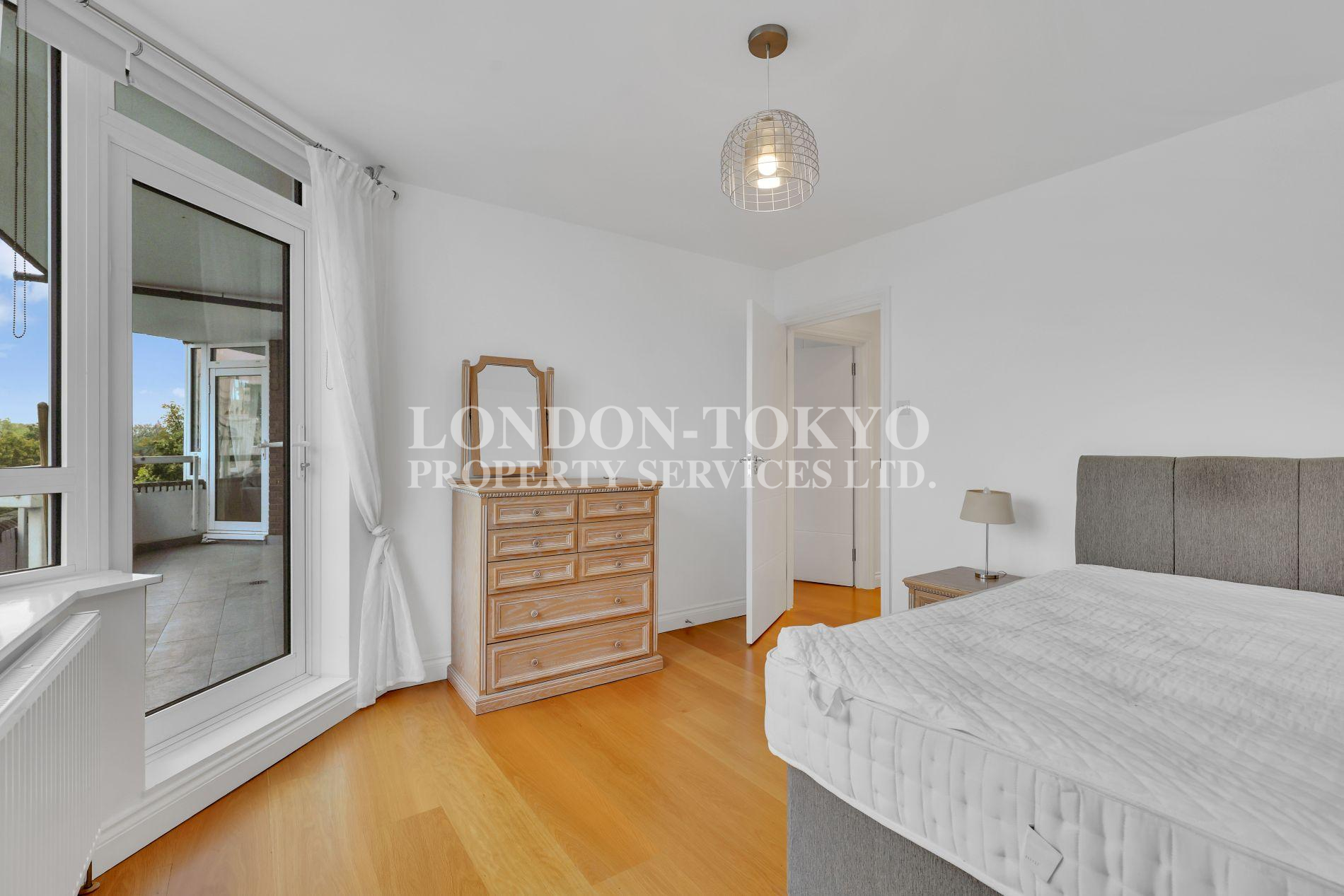 Hyde Park Towers W2 :: London-Tokyo Property Service